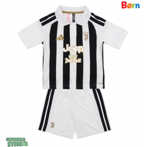 Juventus Gleison Bremer #3 Replika Babytøj Hjemmebanesæt Børn 2026-27 Kortærmet (+ Korte bukser)